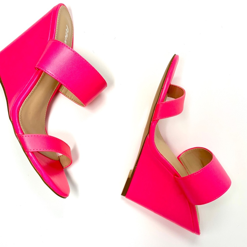 Brand New Neon Pink Wedges